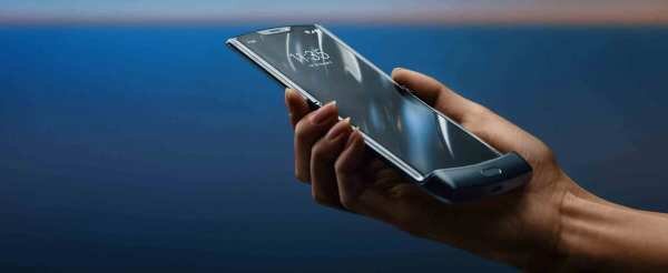 configure Motorola Razr for eSIM